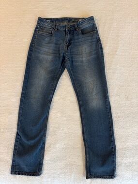 Nomad Men's Medium Blue Straight Jeans